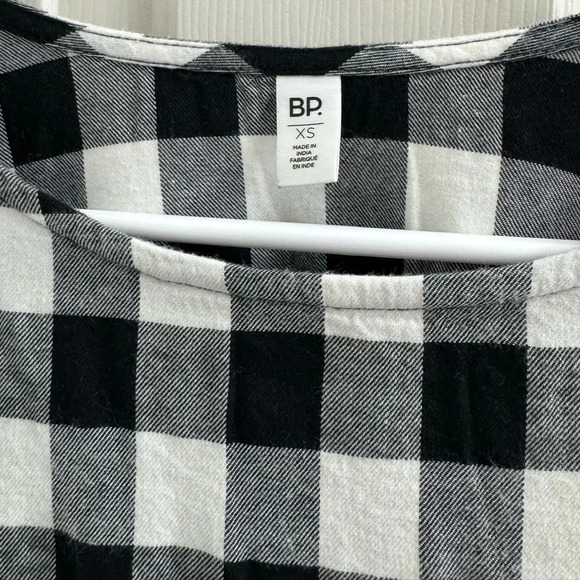 BP cropped black and white plaid shirt size XS - Picture 4 of 5